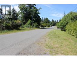 5904 Garvin Rd, Union Bay, BC V0R3B0 Photo 43