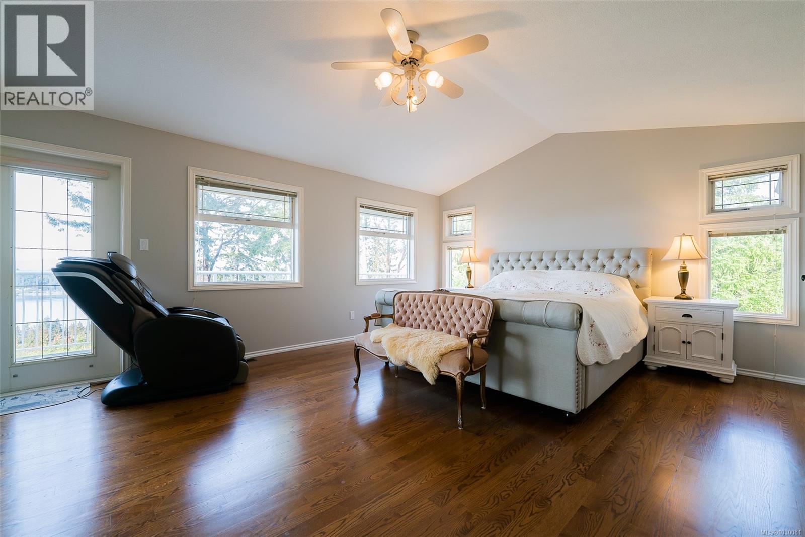 8225 SOUTHWIND DR - 81