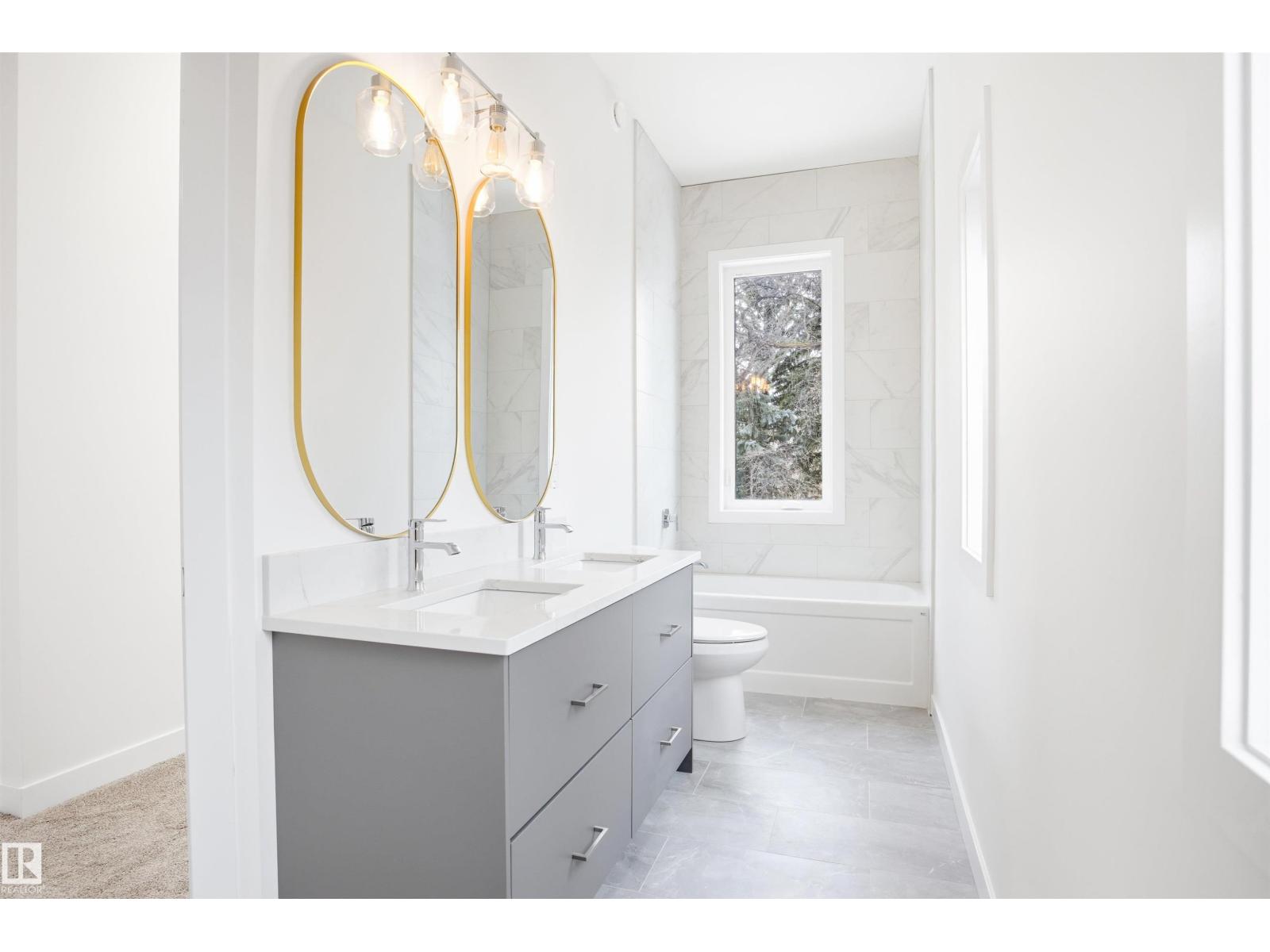 9807 90 AV NW, Edmonton