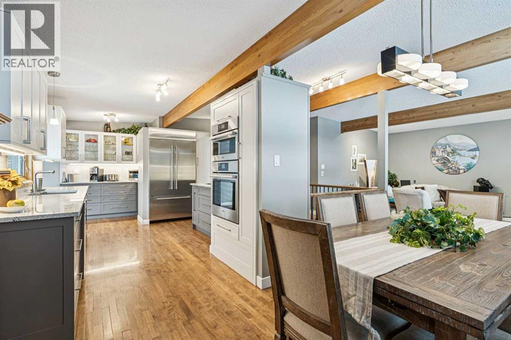 Single Family House Bungalow for Sale in  Vardana Place NW Varsity Calgary 