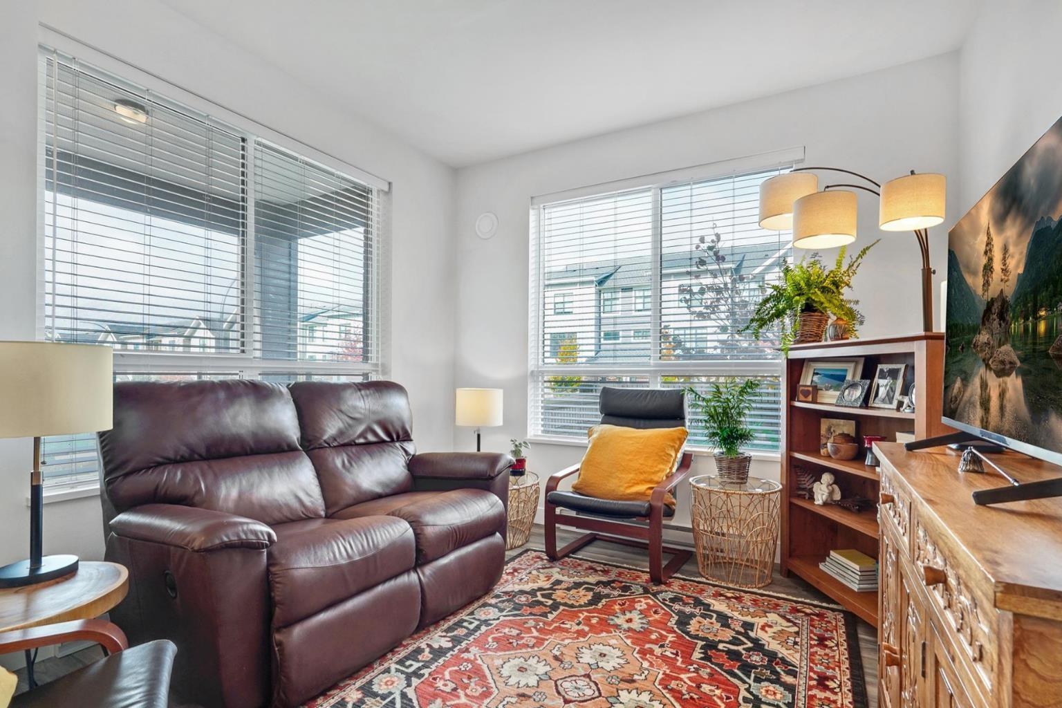 110 20356 72B Avenue - photo 2