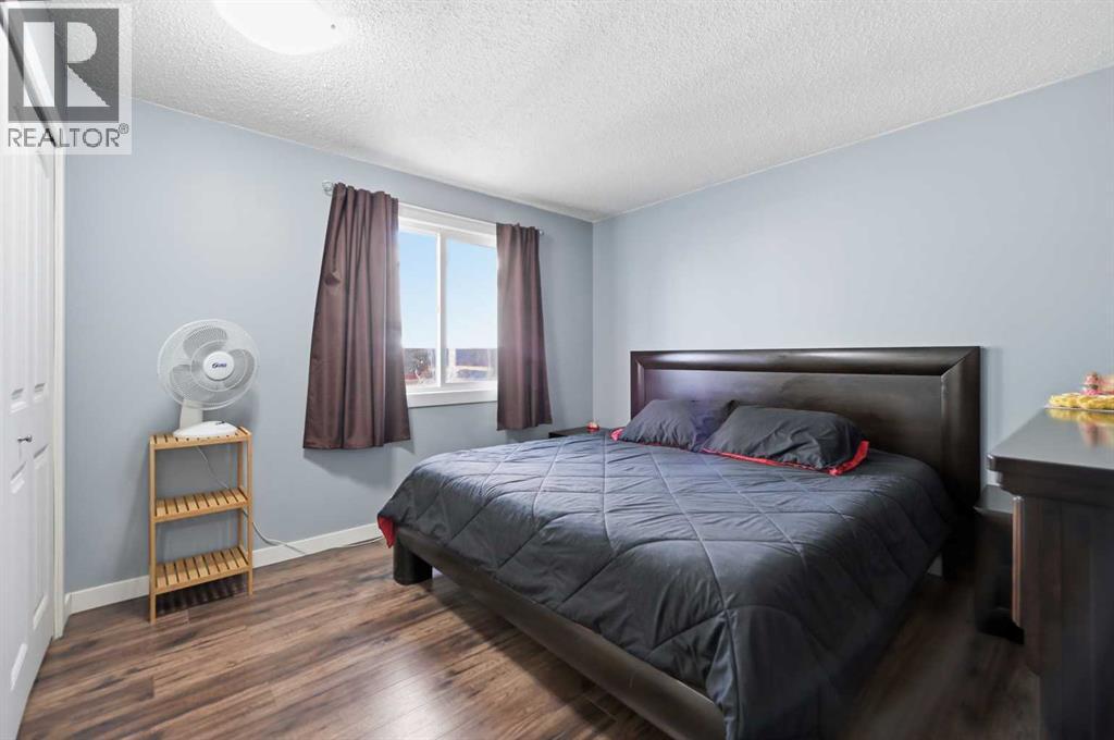 Single Family House Bungalow for Sale in  Huntstrom Road NE Huntington Hills Calgary 