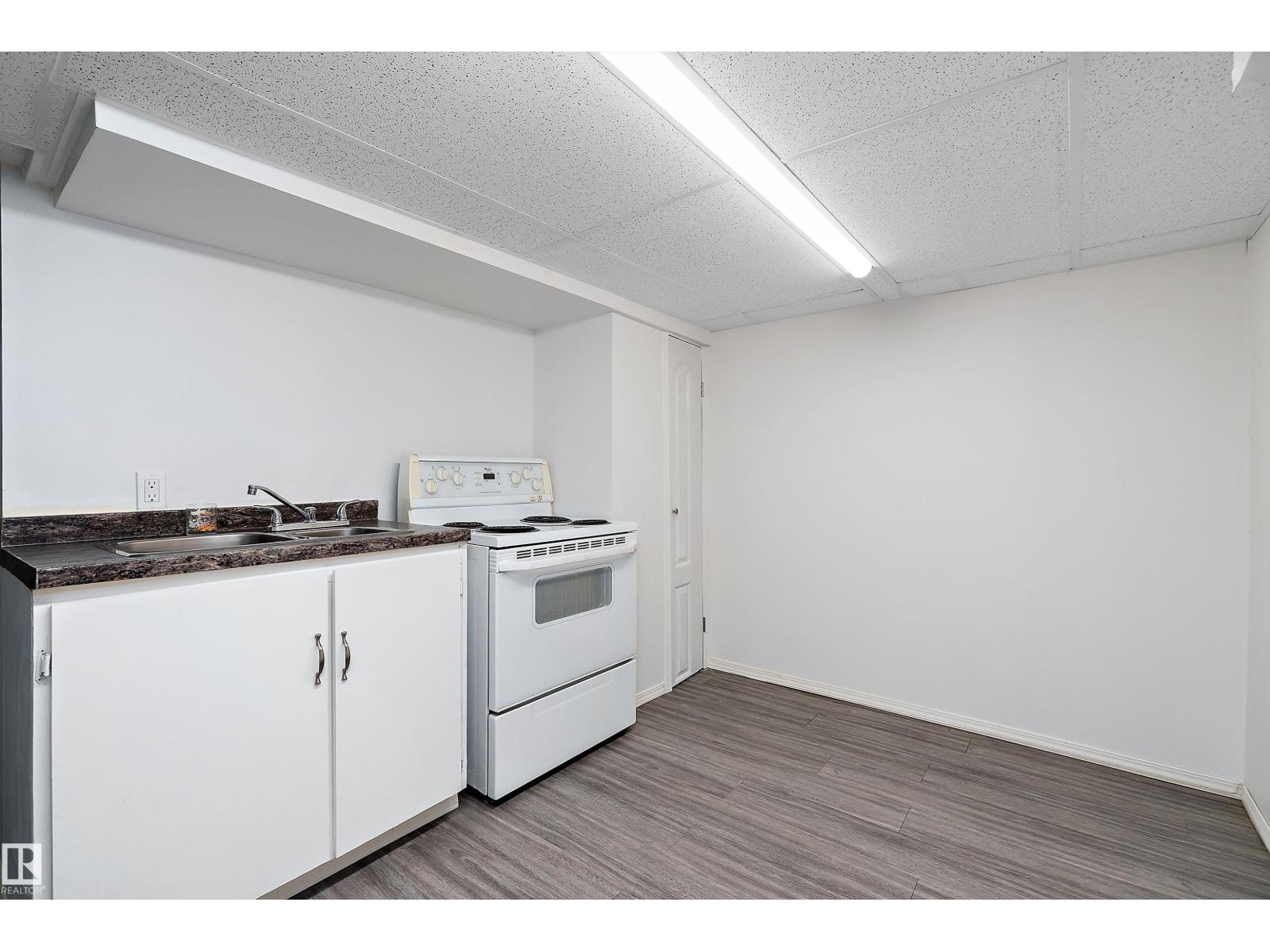 Single Family House Bungalow for Sale in  A AV NW Edmonton 