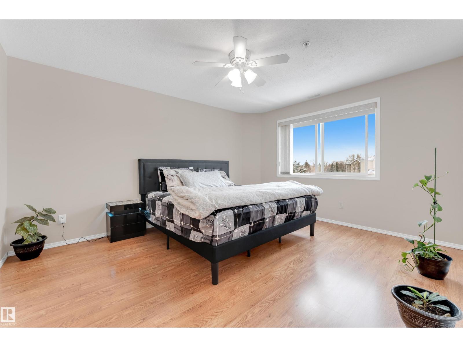 #316 237 YOUVILLE DR NW NW - 14
