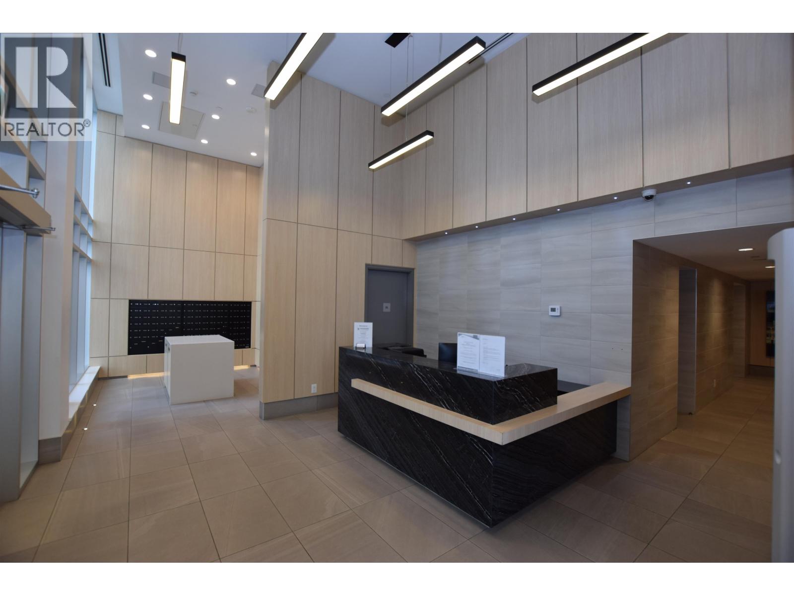 605 652 WHITING Way - photo 2