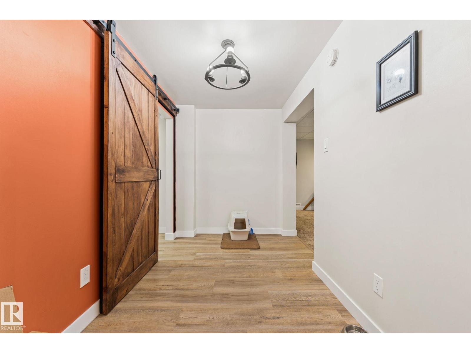 11712 48 AV NW, Edmonton