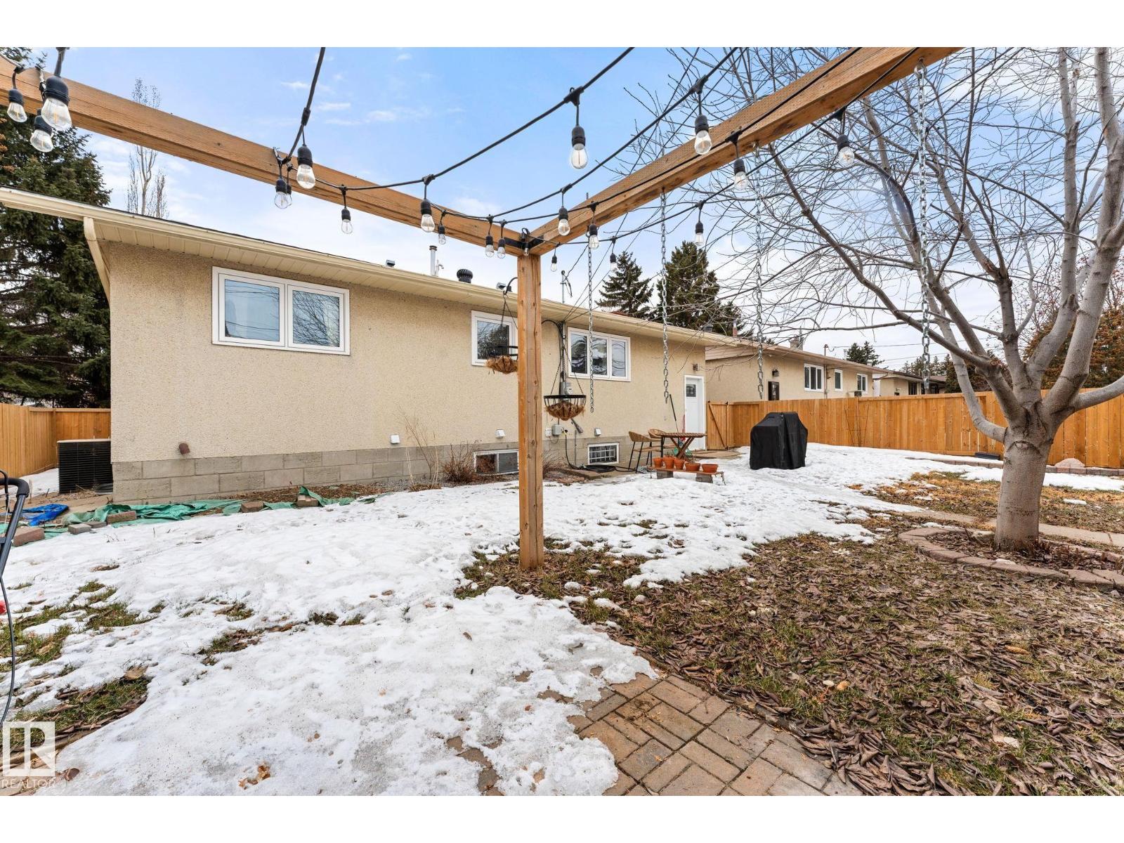 11712 48 AV NW, Edmonton