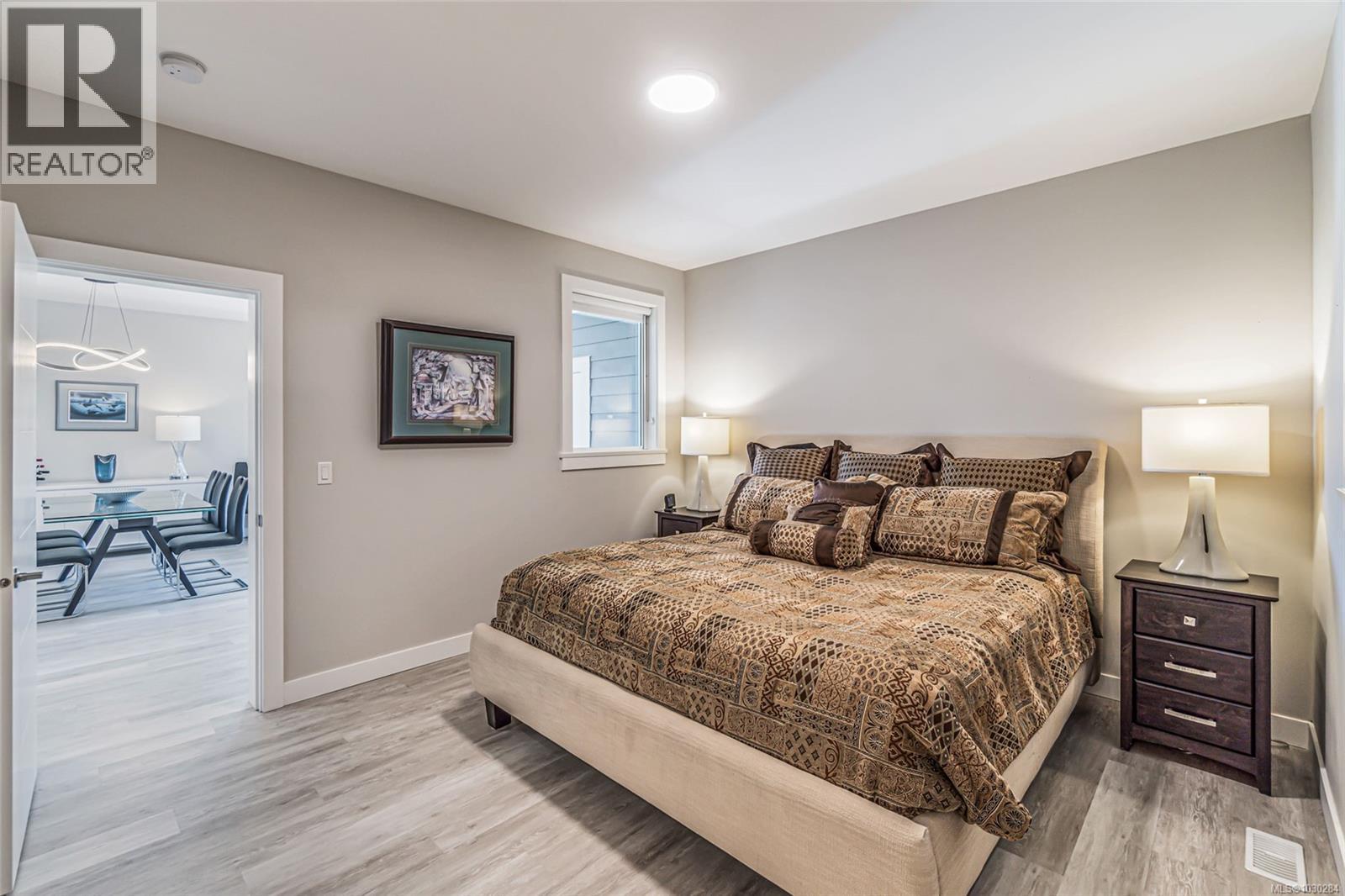 739 BRIARWOOD DR - 6