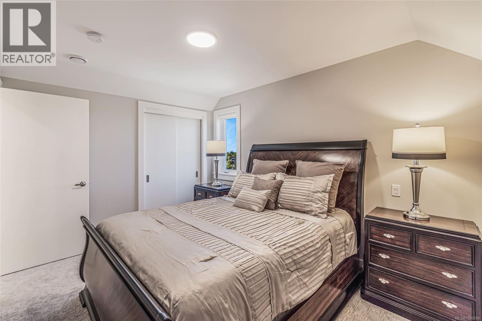 739 BRIARWOOD DR - 8