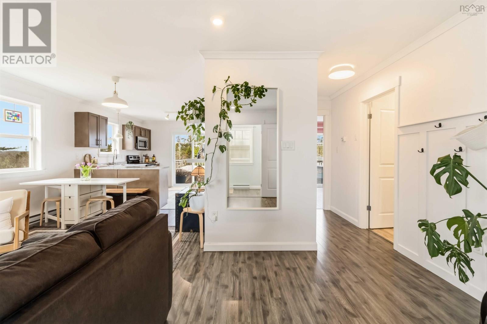 Property 25 of 34 of 24 Gooseberry Close