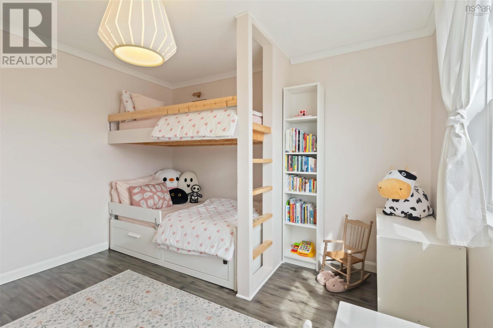 Property 21 of 34 of 24 Gooseberry Close