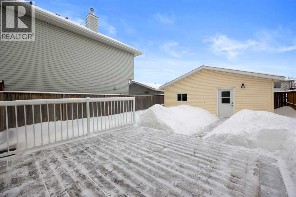 
          209 Pickles Crescent
            <br/>
            <span>Fort McMurray</span>
            , 
            <span>AB</span>
             <span>T9K2T7</span>
         - Photo 23