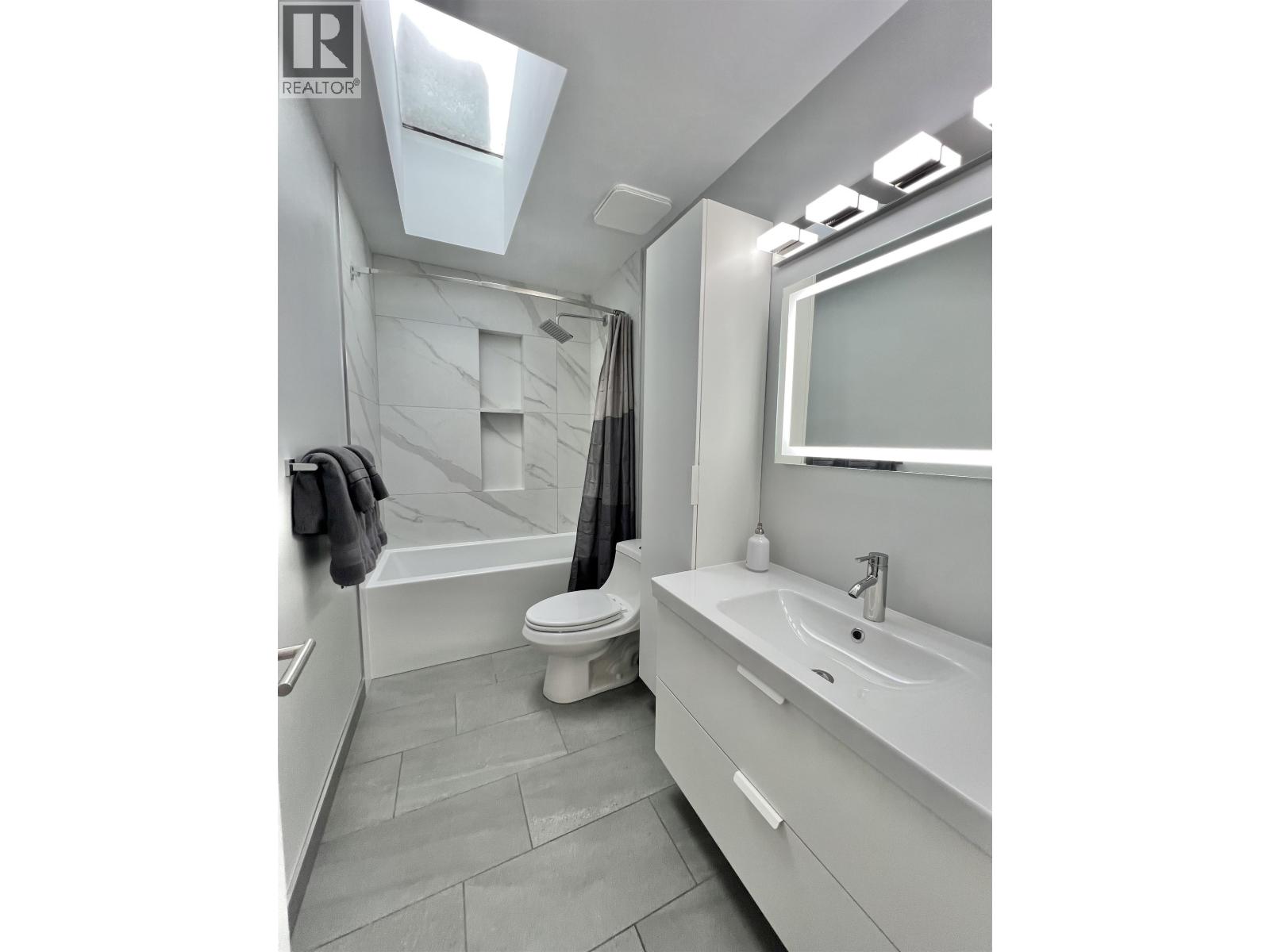 1625 E 7 AVENUE - 13