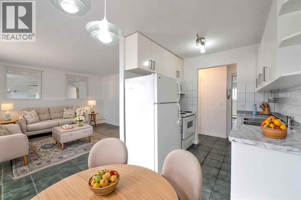 4, 104 Sabrina Way SW photo 7