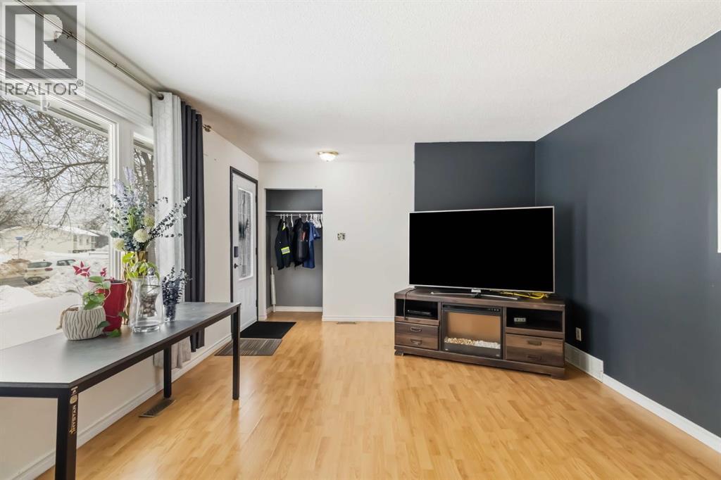 66 Centennial Drive, Fort McMurray