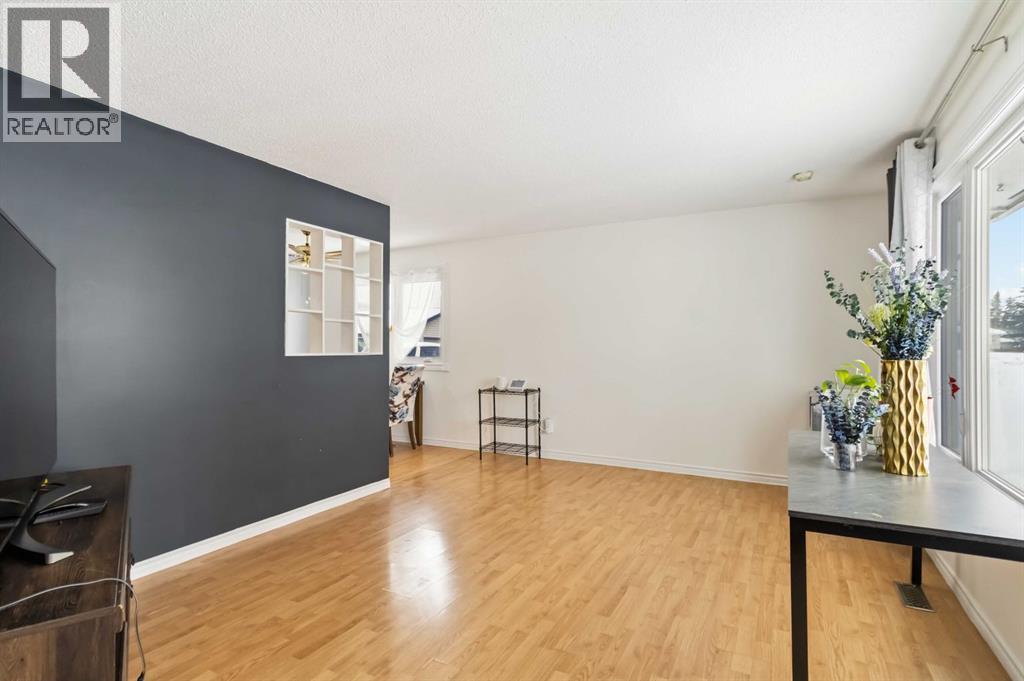 66 Centennial Drive, Fort McMurray