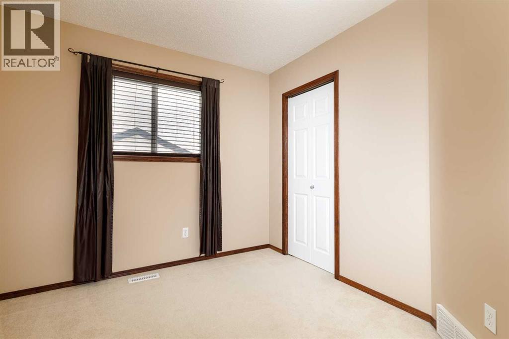 
          36 johns Street
            <br/>
            <span>Red Deer</span>
            , 
            <span>AB</span>
             <span>T4P4C8</span>
         - Photo 14