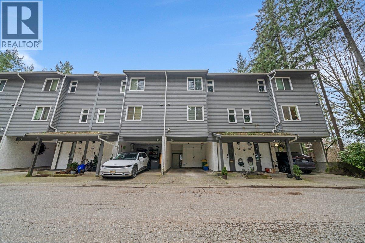 44 1240 FALCON DRIVE, Coquitlam