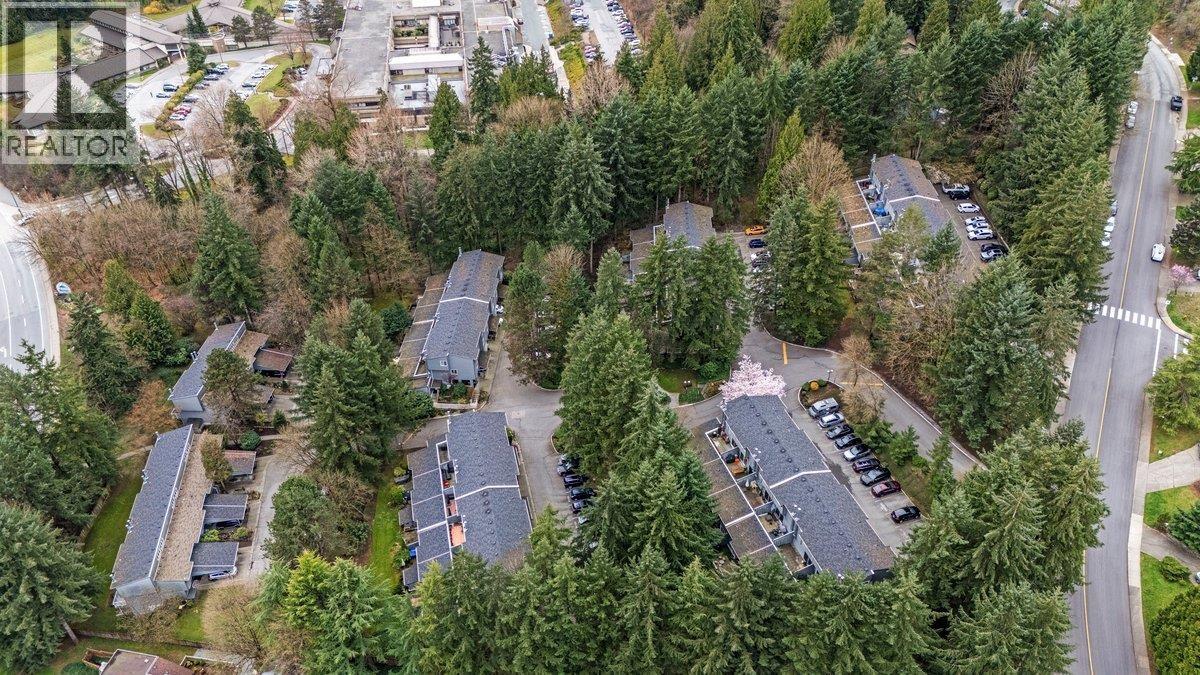 44 1240 FALCON DRIVE, Coquitlam