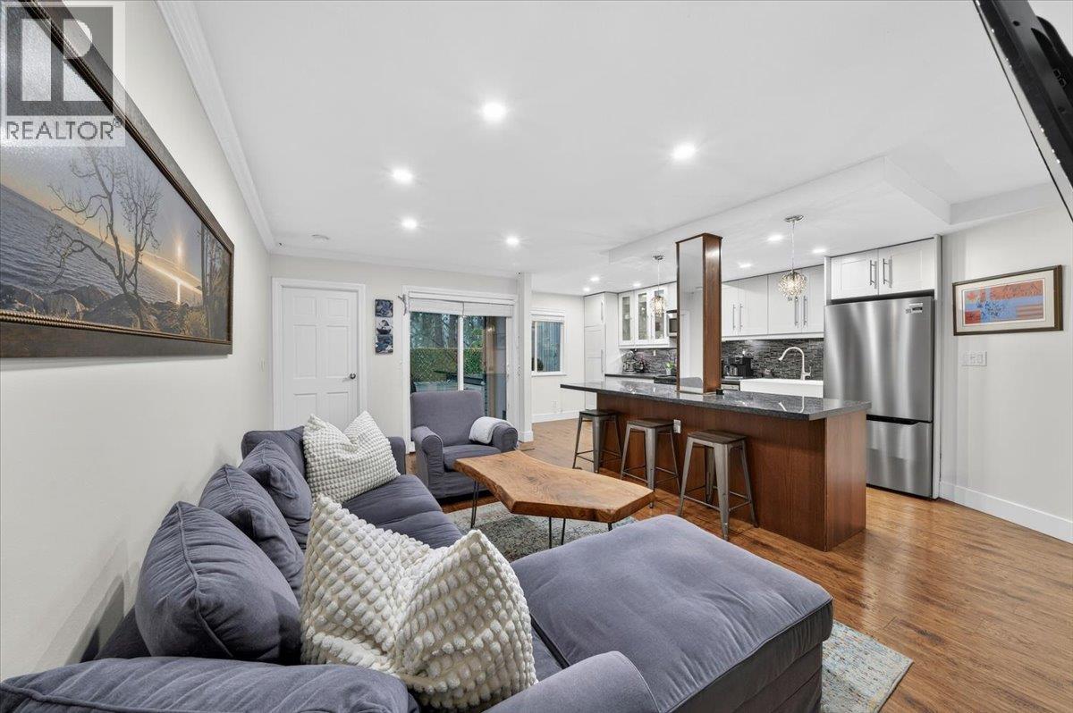 44 1240 FALCON DRIVE, Coquitlam