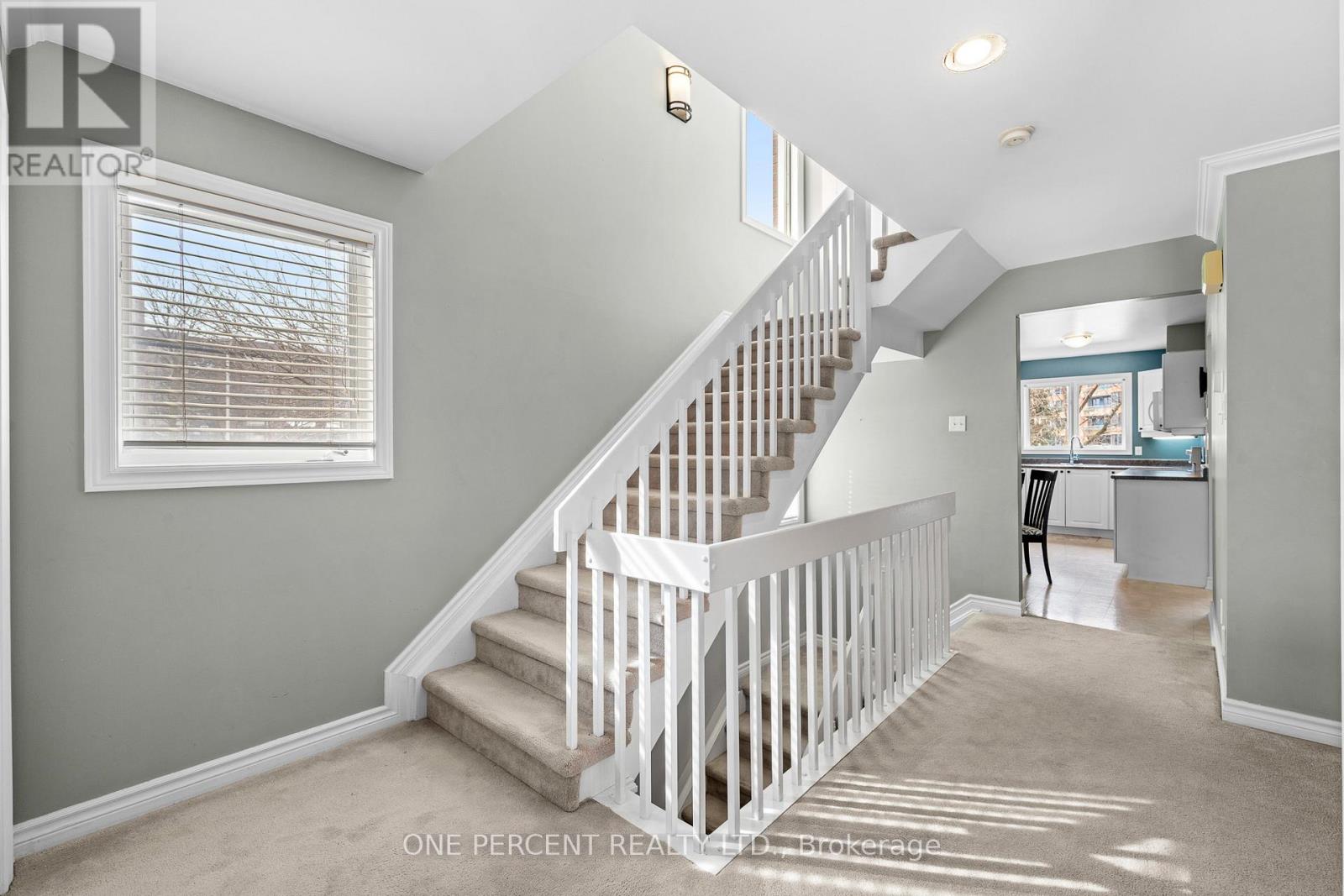 30 MAPLEHURST AVENUE — photo 25