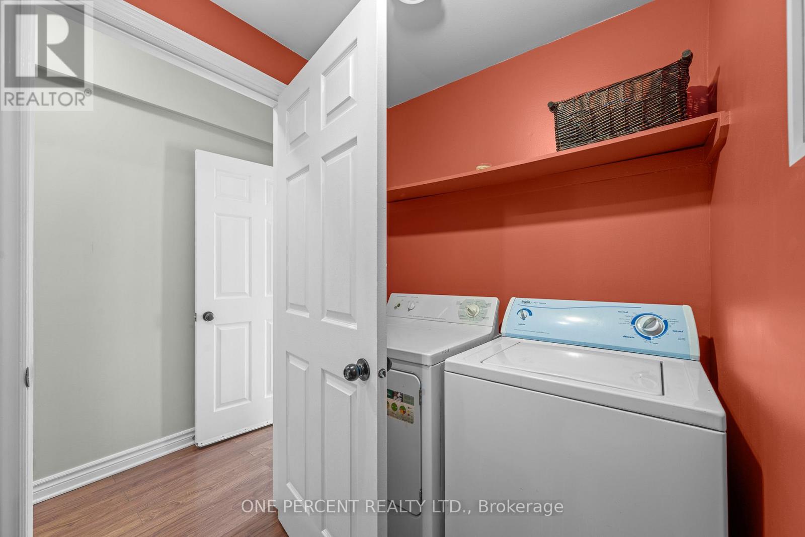 30 MAPLEHURST AVENUE - 6