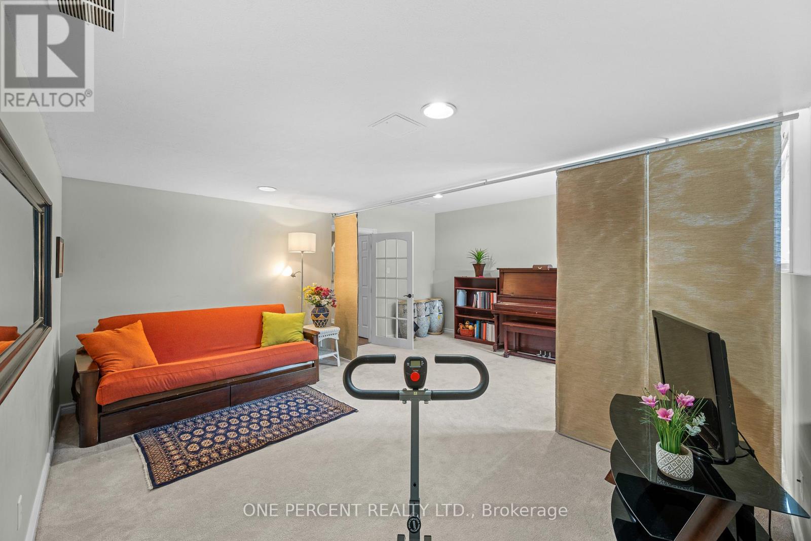 30 MAPLEHURST AVENUE - 9