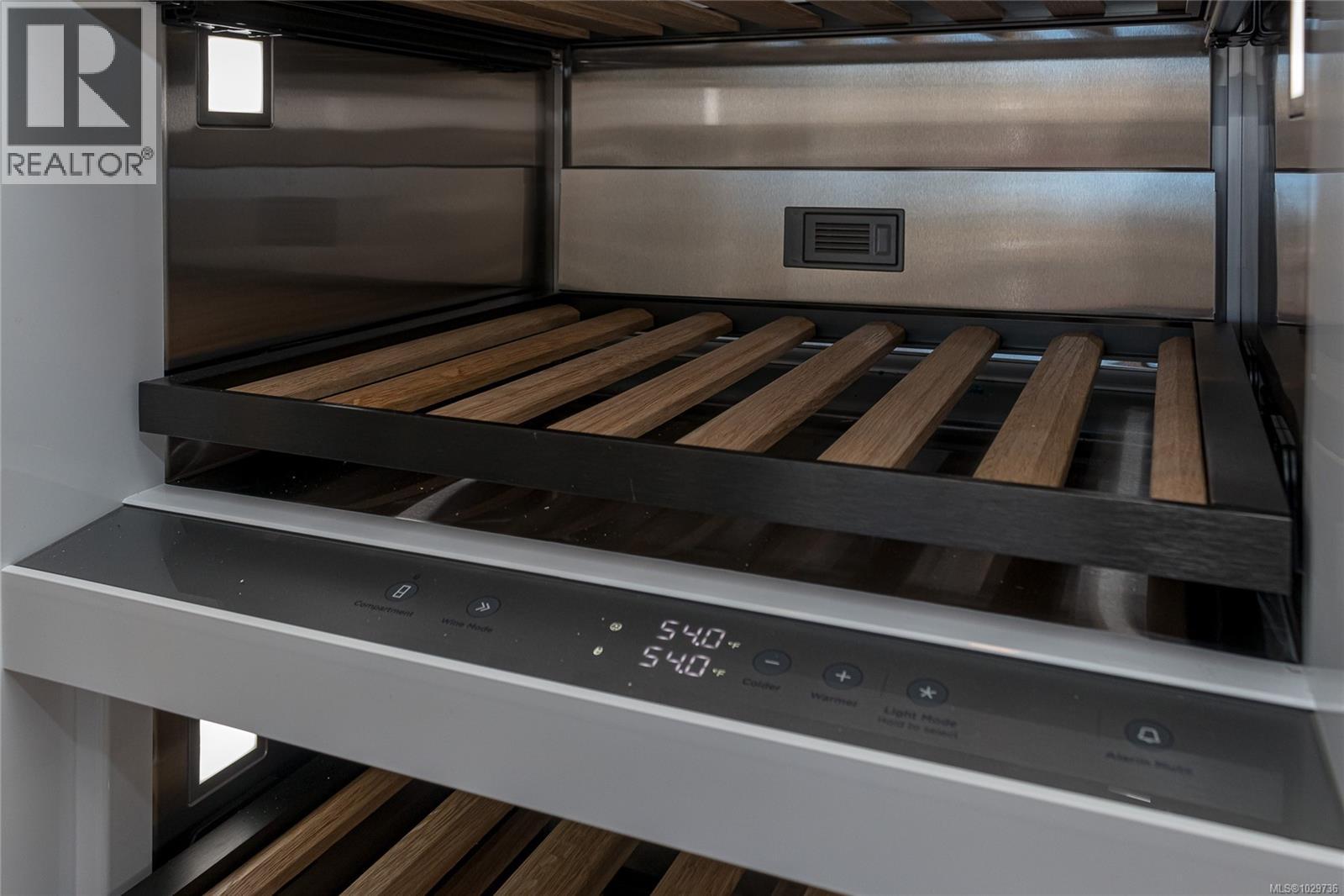 504 630 Montreal Street, Victoria