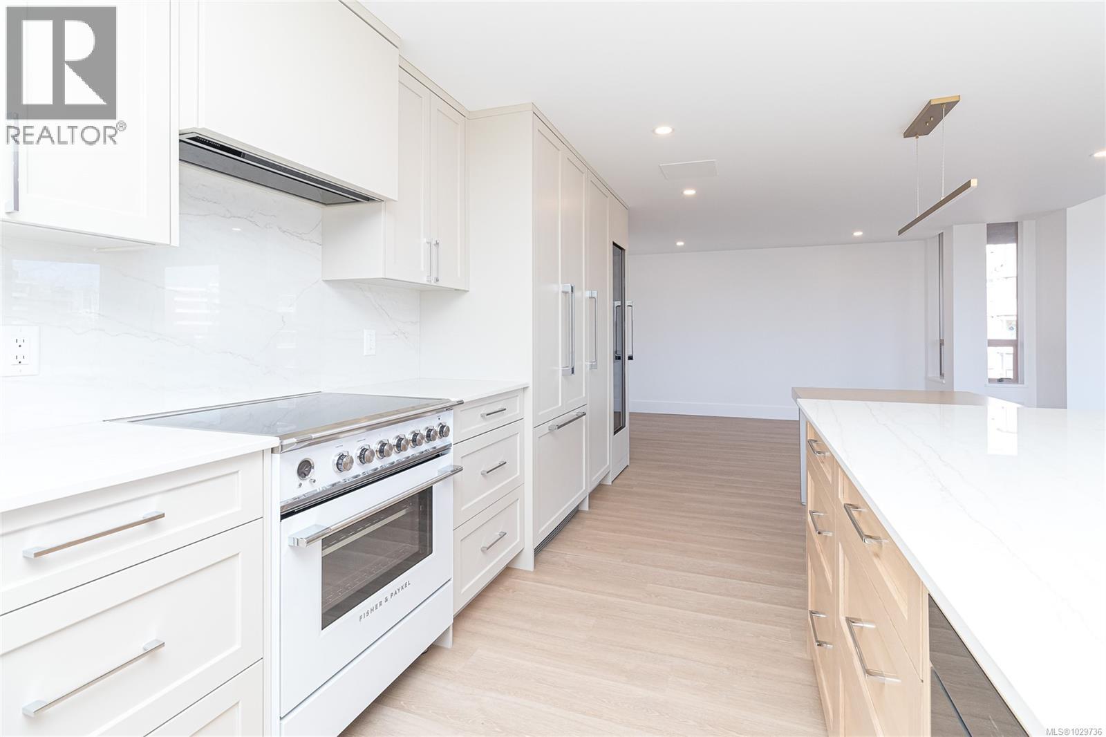 504 630 Montreal Street, Victoria