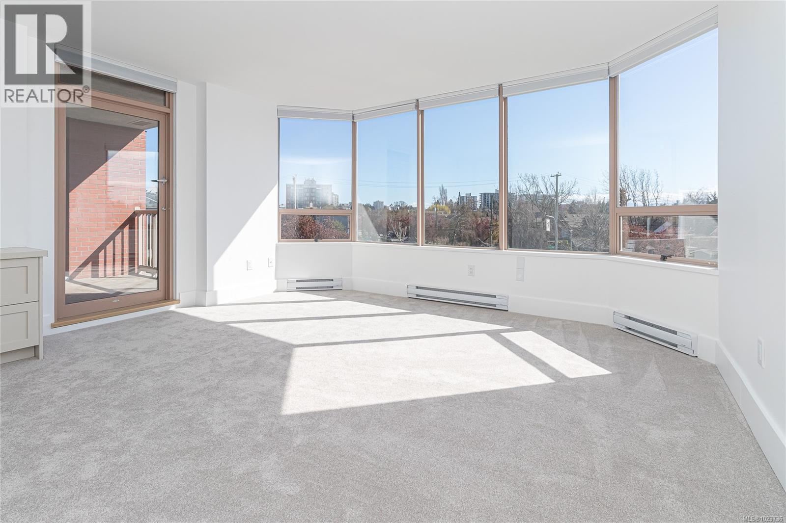 504 630 Montreal Street, Victoria