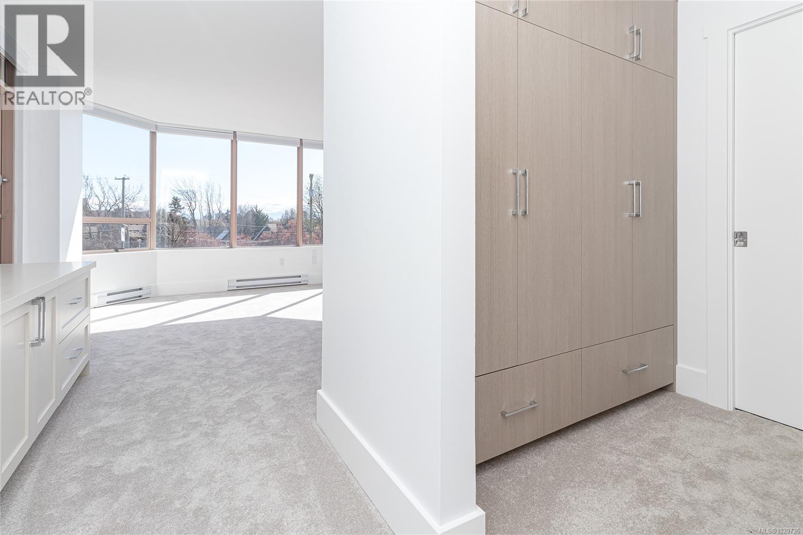 504 630 Montreal Street, Victoria