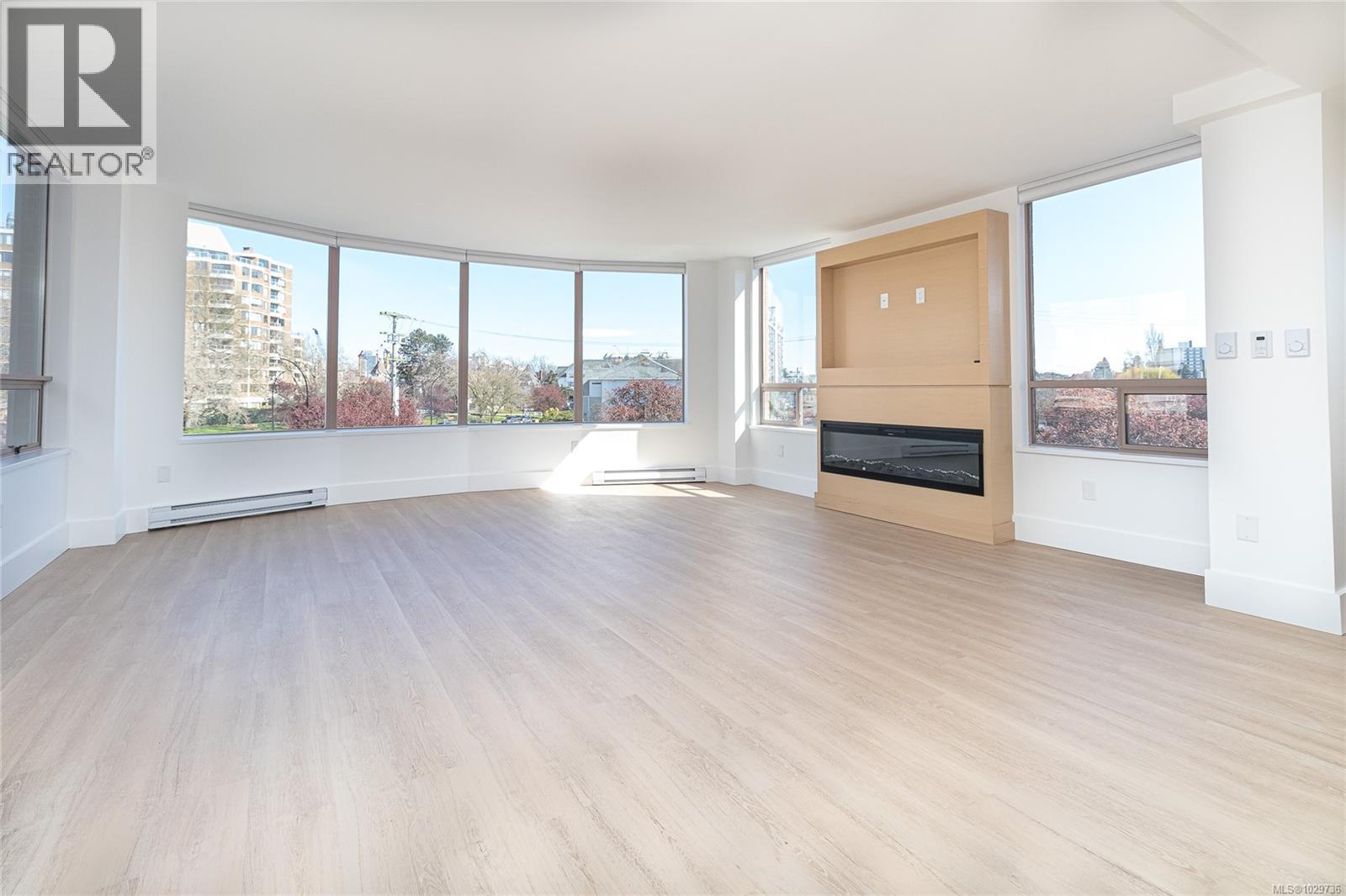 504 630 Montreal Street, Victoria