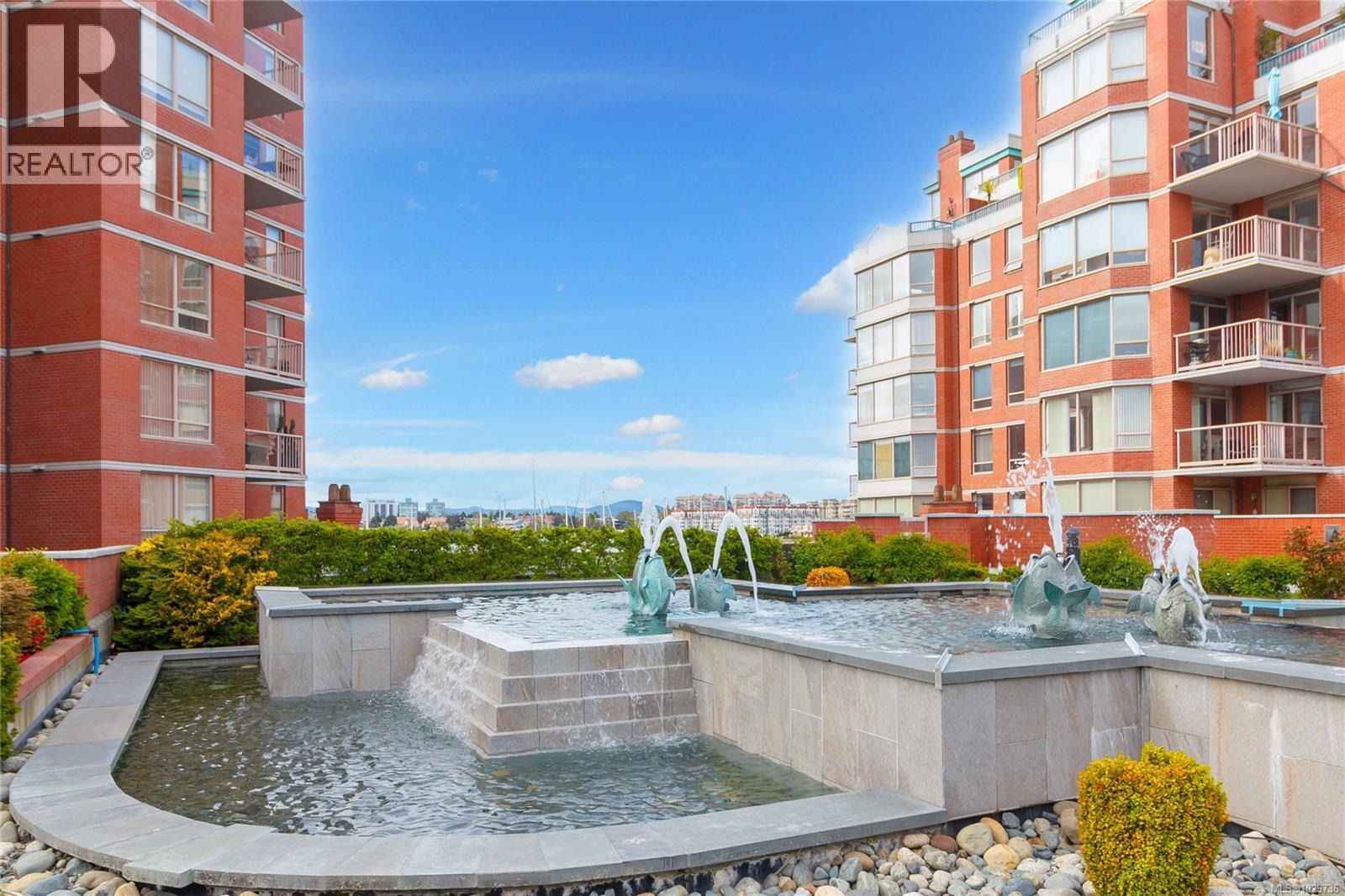 504 630 Montreal Street, Victoria