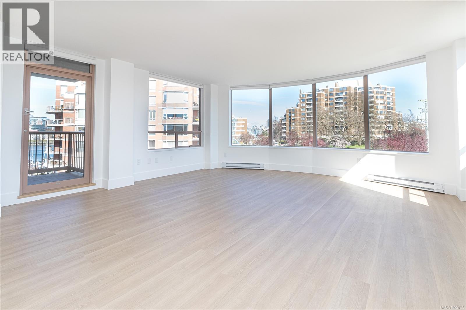 504 630 Montreal Street, Victoria