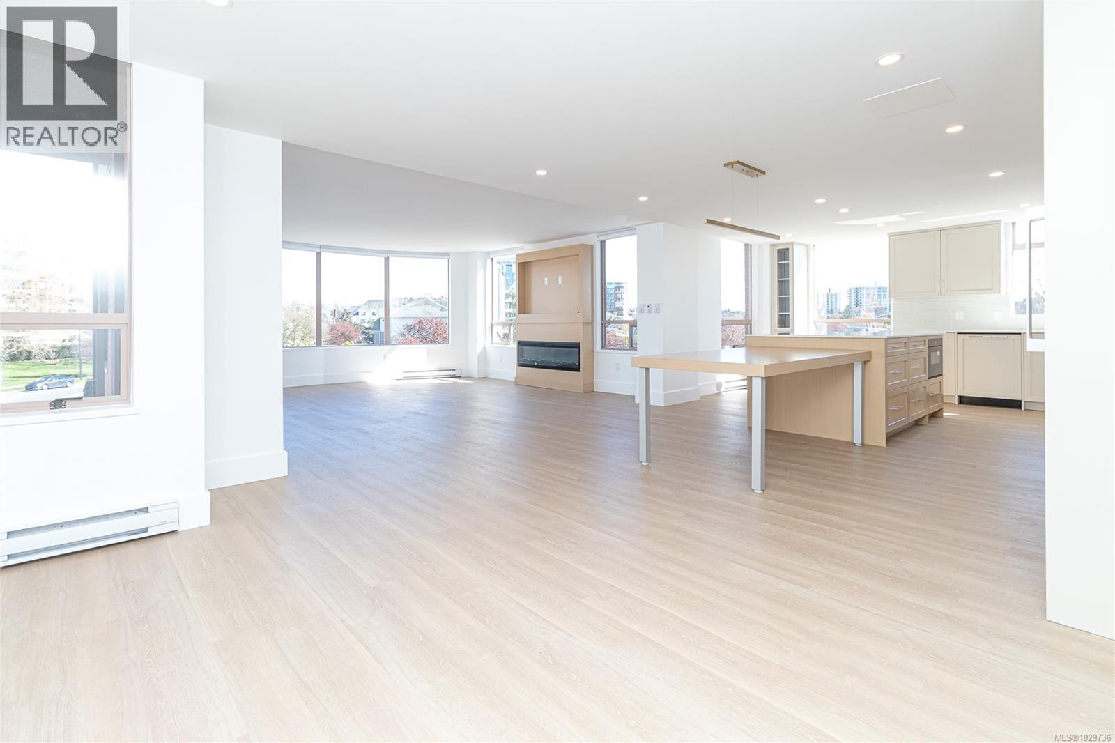 504 630 Montreal Street, Victoria