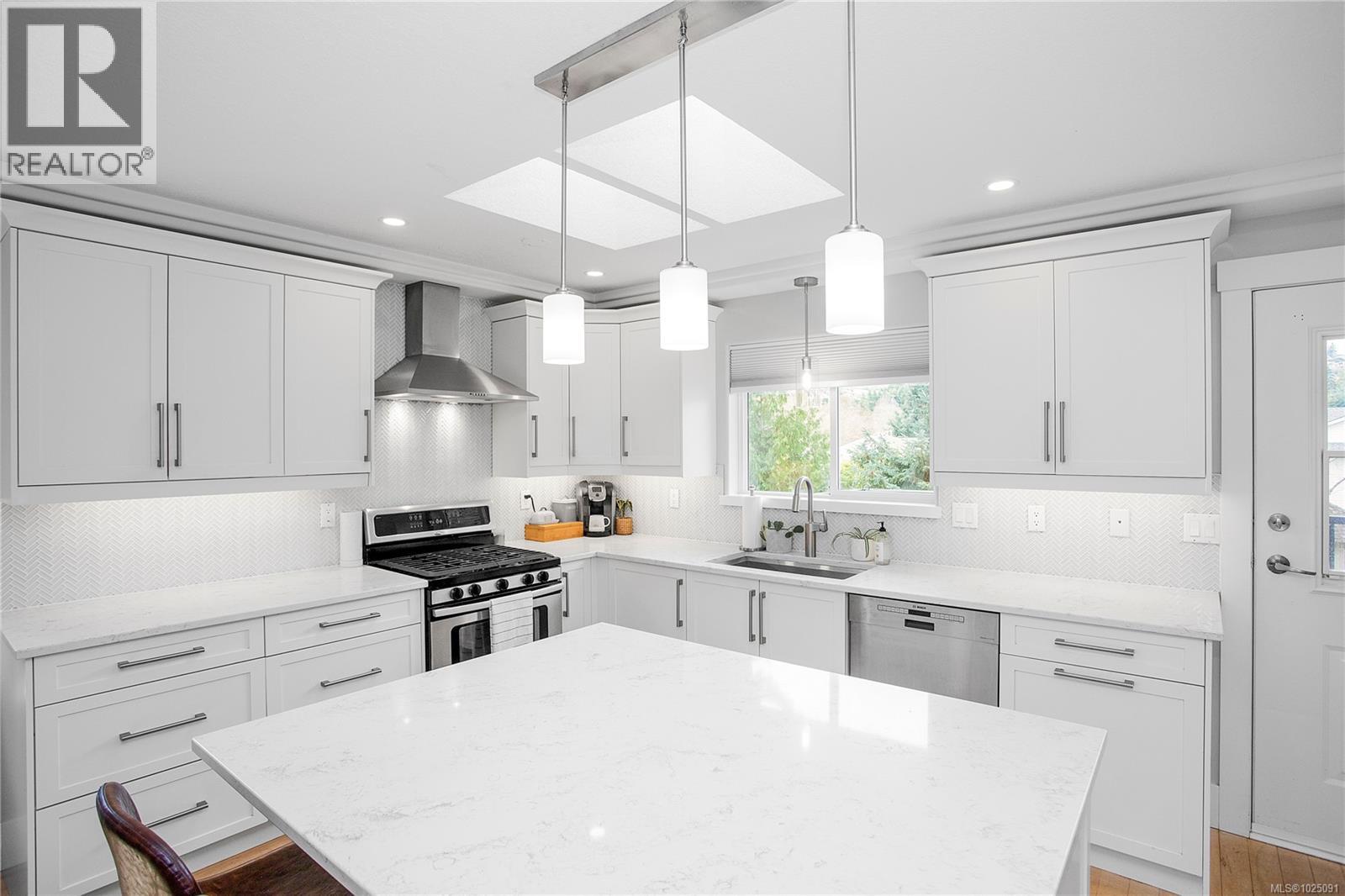 4755 SPIRIT PL - Image 3