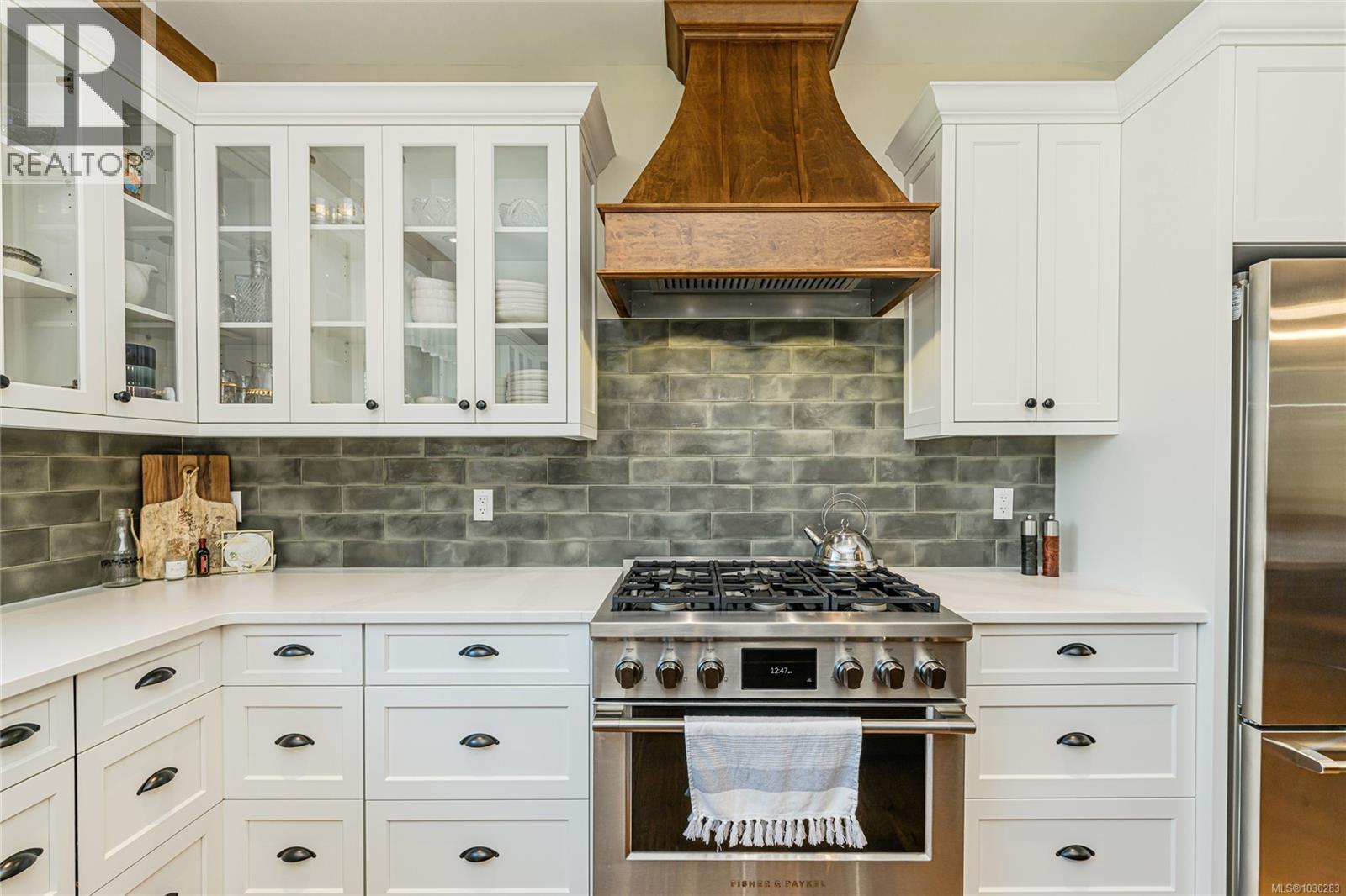 7375 LAKEFRONT DR - 24