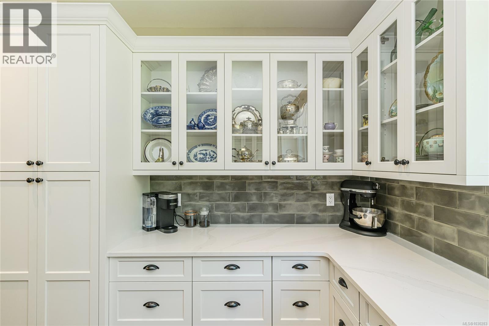 7375 LAKEFRONT DR - 25