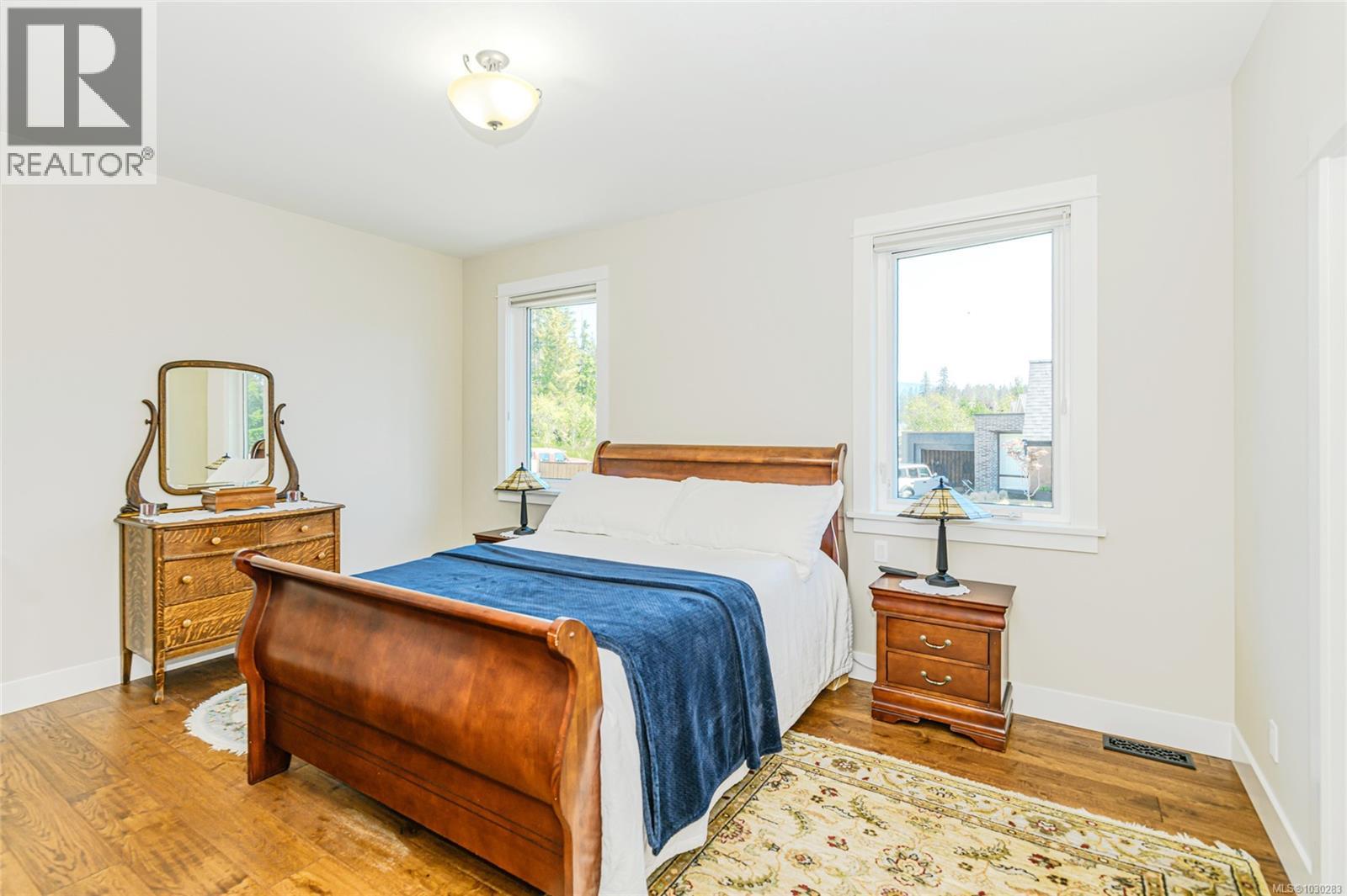 7375 LAKEFRONT DR - 30