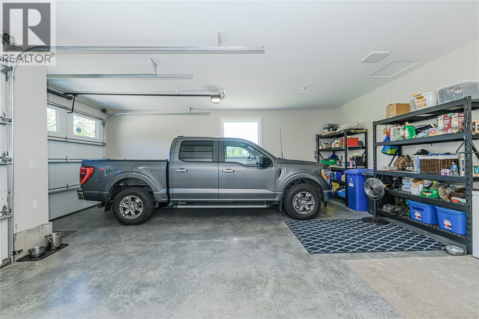 7375 LAKEFRONT DR - 42