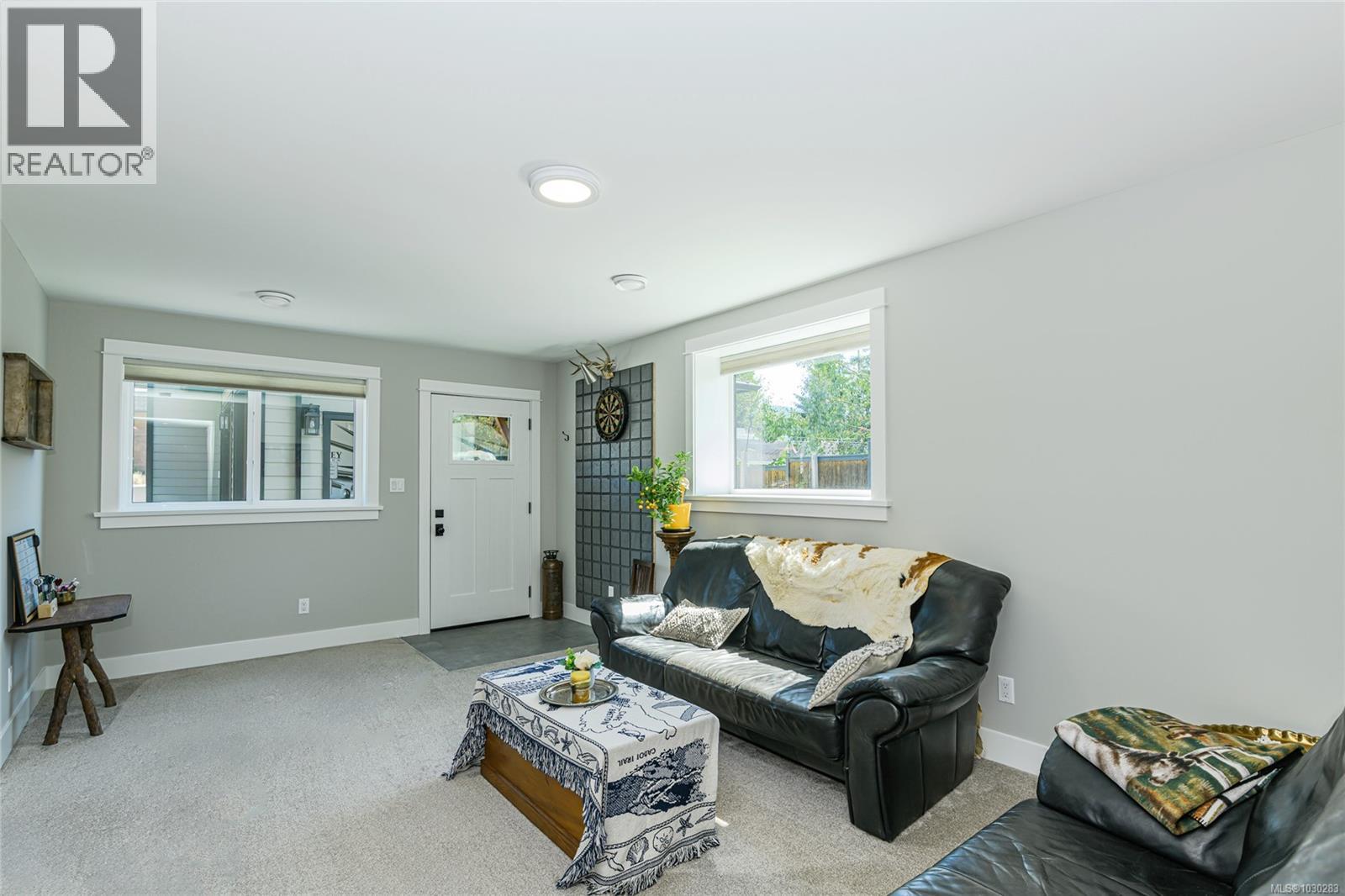 7375 LAKEFRONT DR - 45