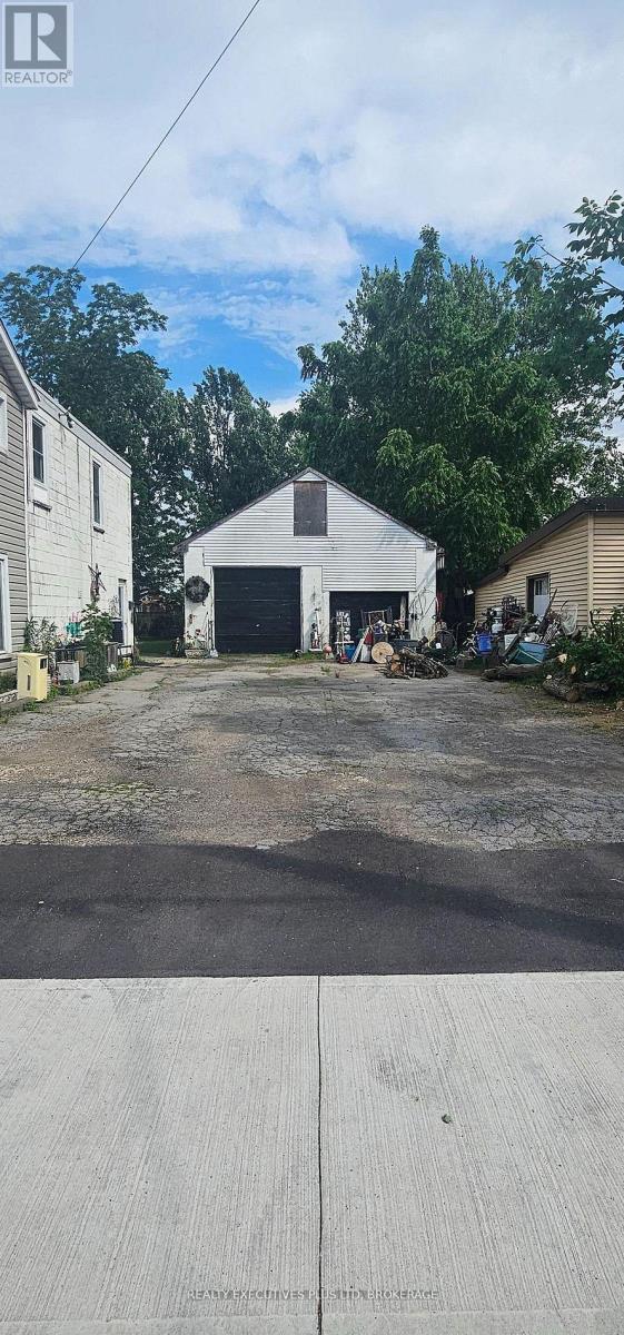 4020 MAIN STREET - 2