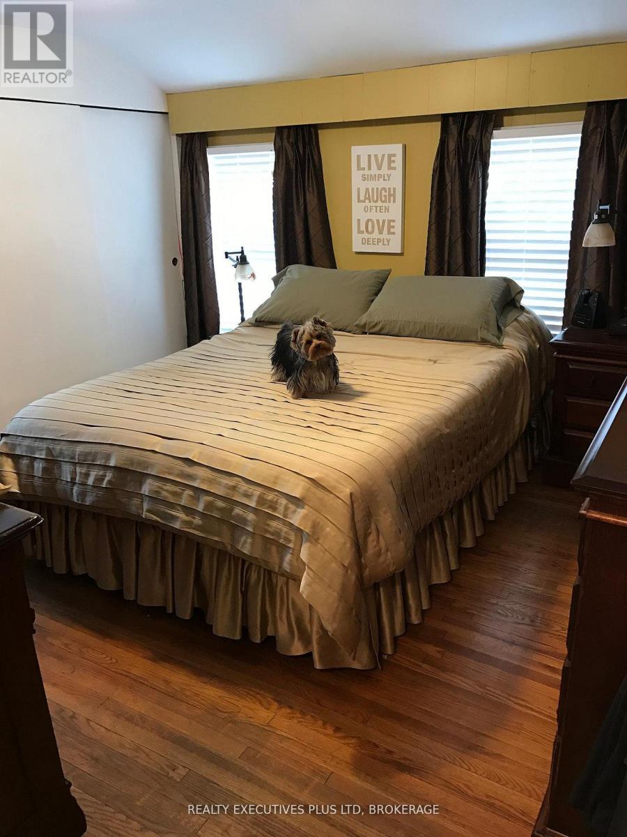 4020 MAIN STREET - 4