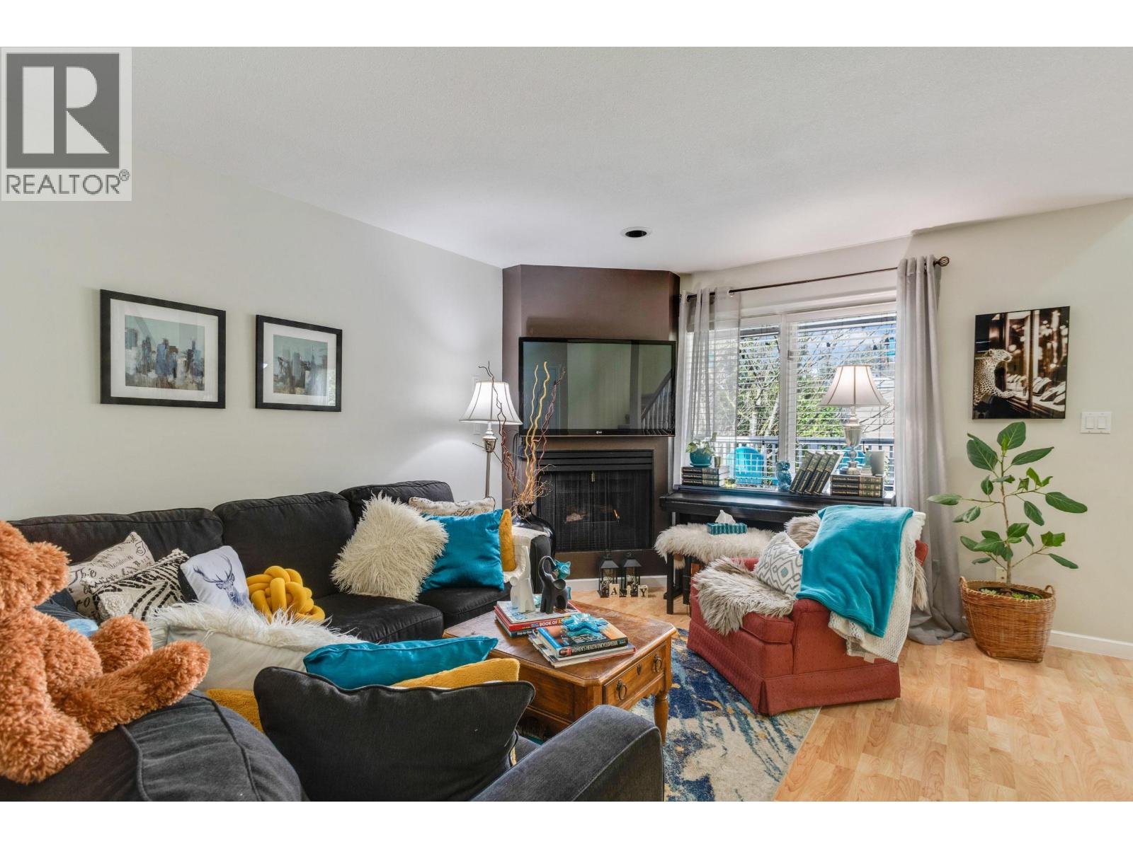 205 1518 BOWSER Avenue - photo 2