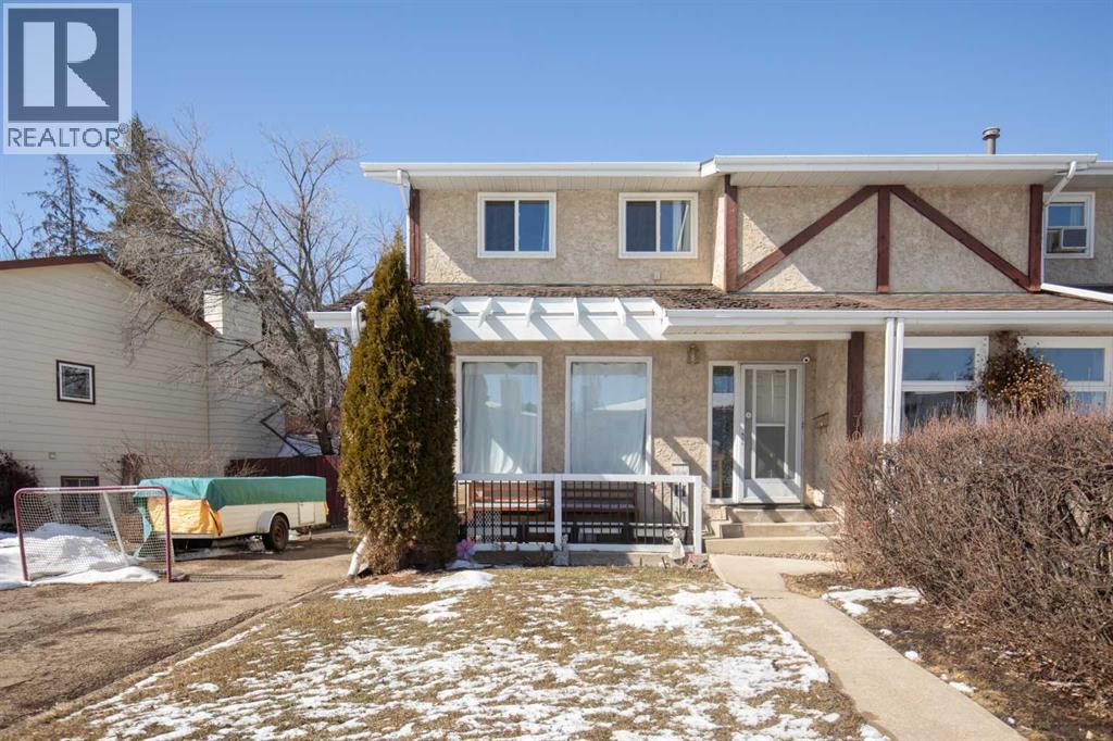 Single Family House for Sale in  Greig Drive Glendale Red Deer 