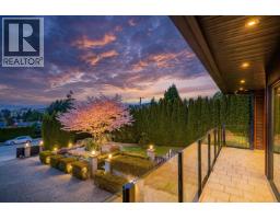 1068 Holdom Avenue, Burnaby, BC V5B3V6 Photo 31