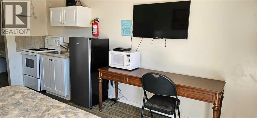 
          4605 50 Street
            <br/>
            <span>Mayerthorpe</span>
            , 
            <span>AB</span>
             <span>T0E1N0</span>
         - Photo 8