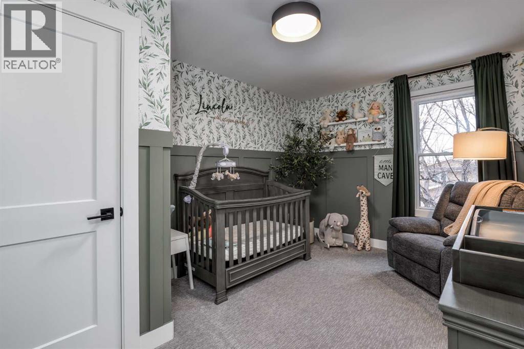 Single Family House 4 Level for Sale in  Oakside Circle Oakridge Calgary 