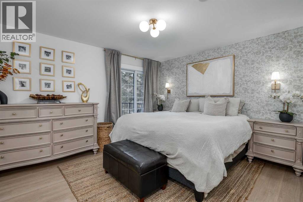 Single Family House 4 Level for Sale in  Oakside Circle Oakridge Calgary 