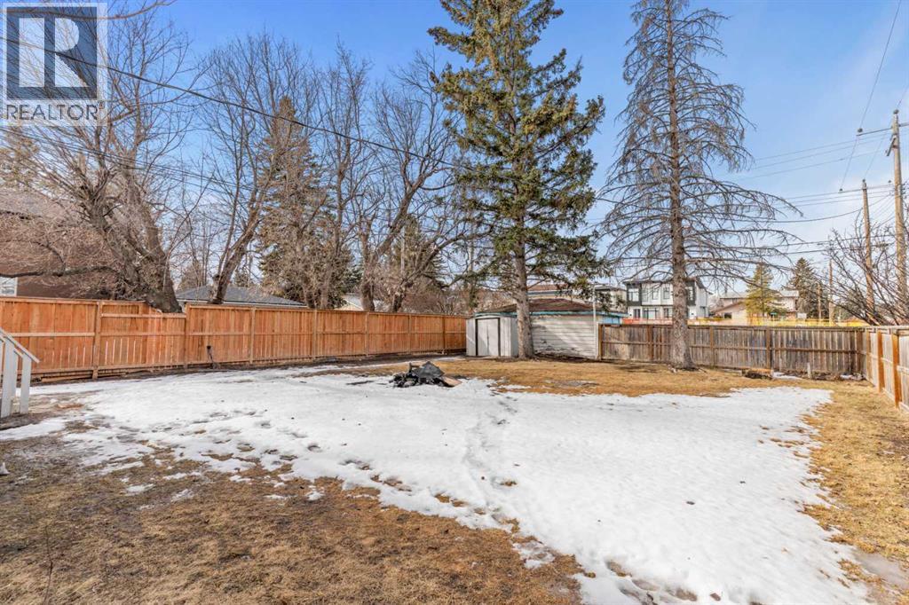 1403 43 STREET SW - 4